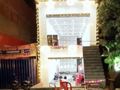 Shop photo 2