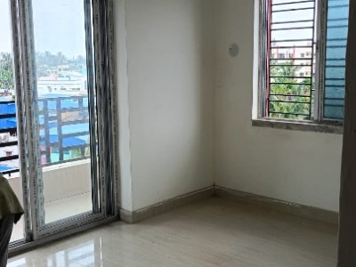 2 BHK Flat photo 3