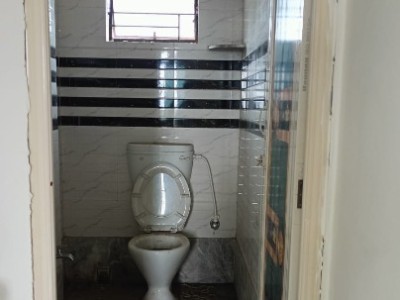 2 BHK Flat photo 2