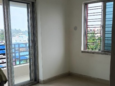 2 BHK Flat photo 2