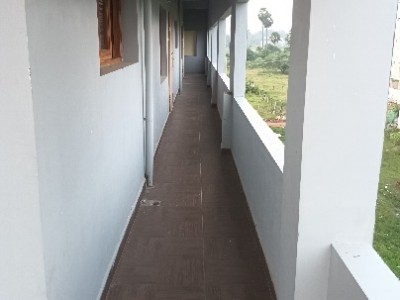 2 BHK Flat photo 2