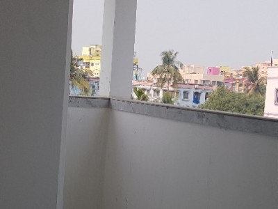 2 BHK Flat photo 2