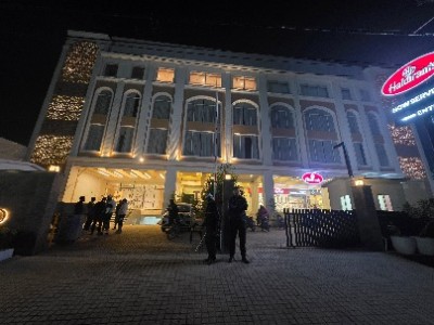 Shop photo 2