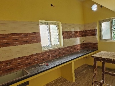 2 BHK Flat photo 3