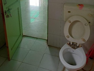 2 BHK Flat photo 2