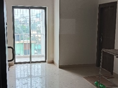 2 BHK Flat photo 3