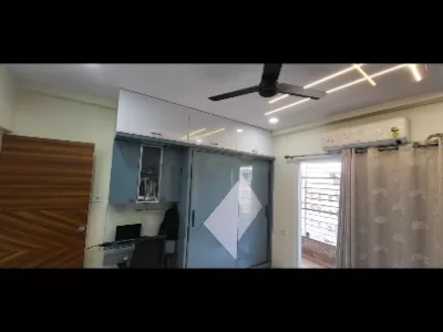 3 BHK Flat photo 3