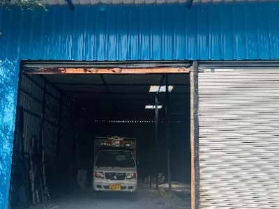 Warehouse photo 3