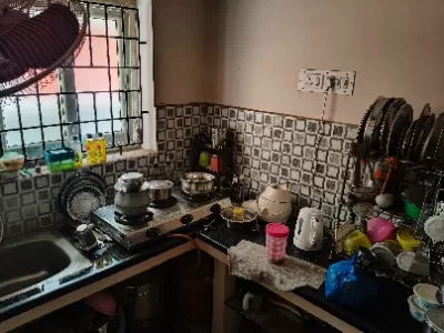 2 BHK Flat photo 3