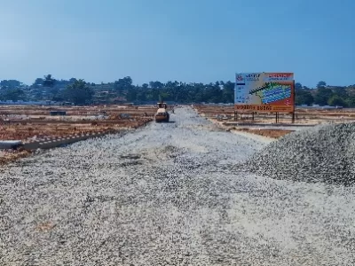 Land photo 2